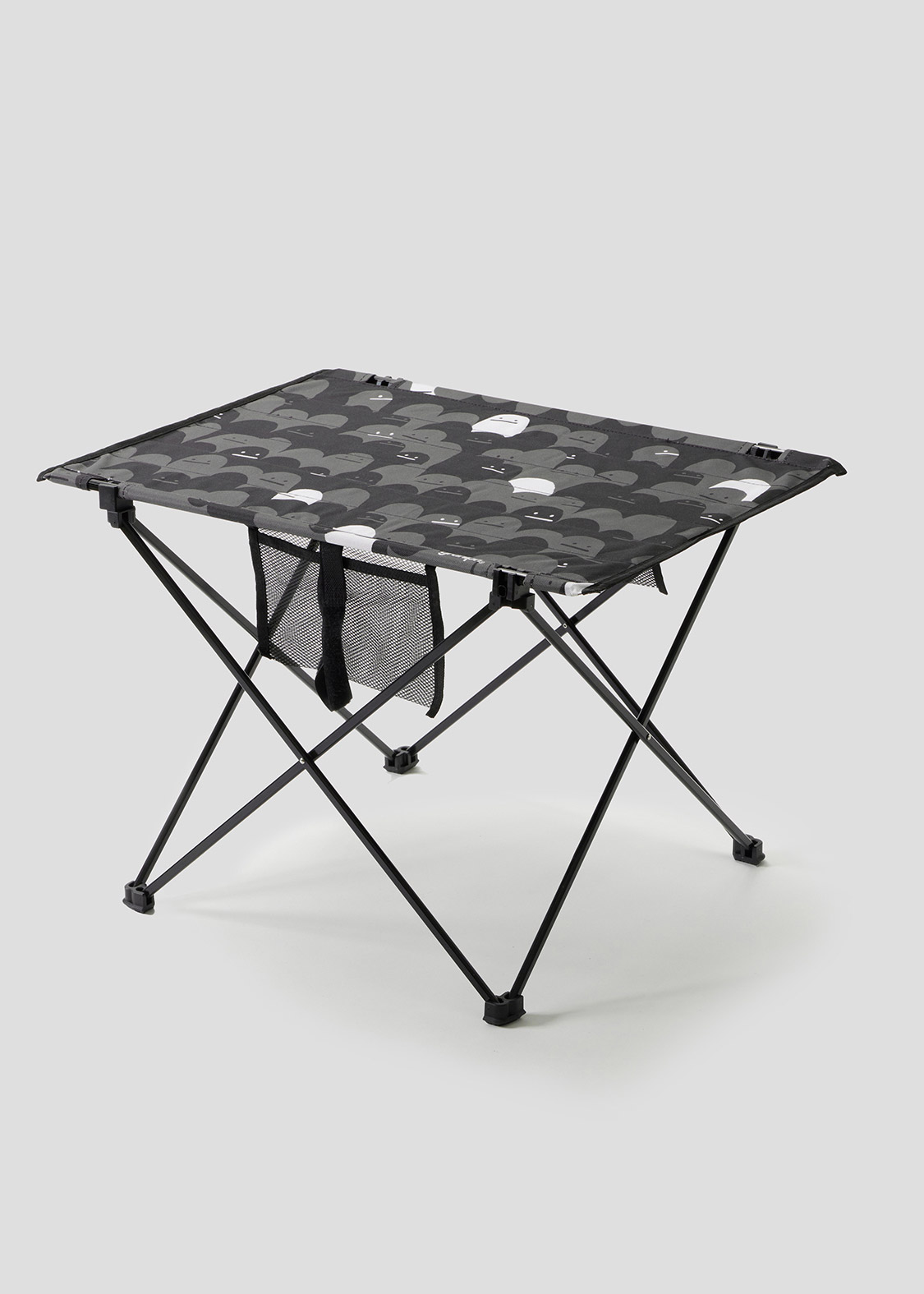 クラウドビューティフルシャドー｜フォールディングテーブル